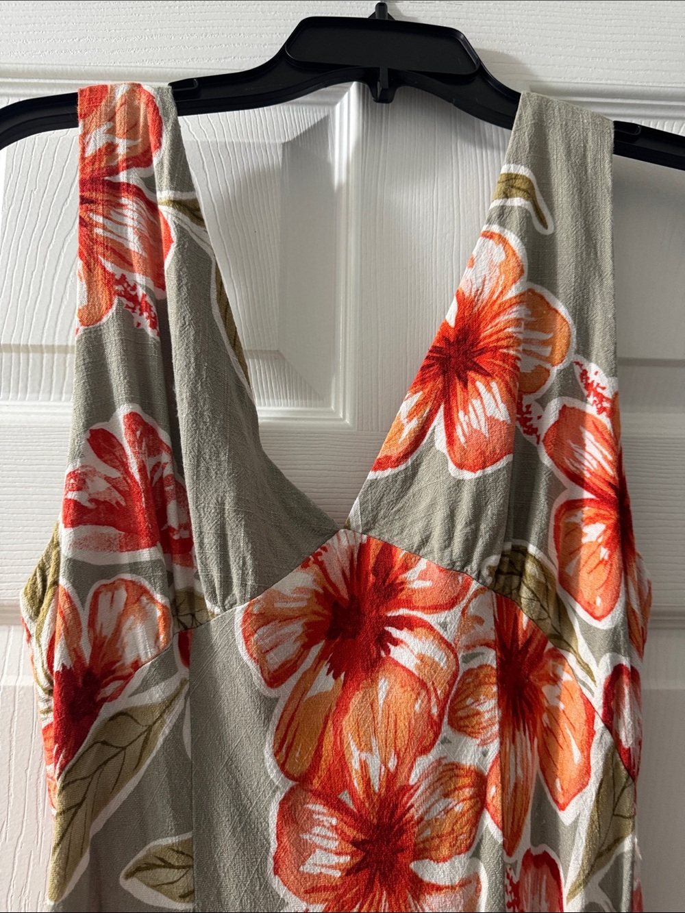 Sleeveless Floral Maxi Dress in Taupe with Orange Blooms - Picture 2 of 6